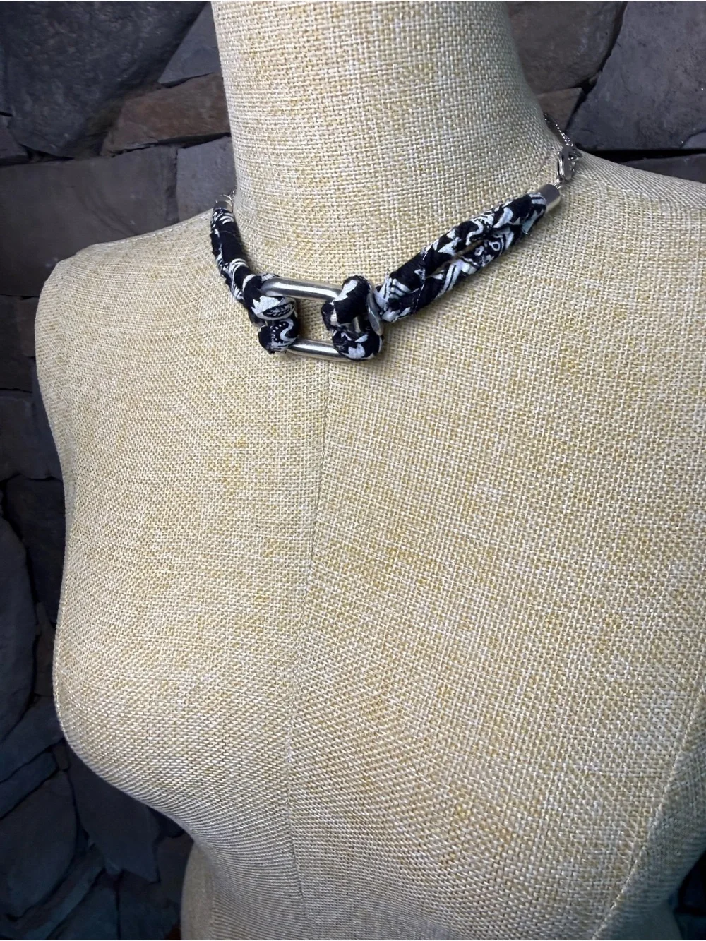 New🌟Free People- Black & White Knotted Fabric ChokerbNecklace